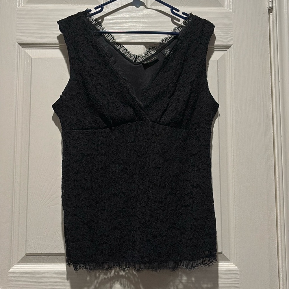 NEW YORK AND COMPANY BLACK BLOUSE SIZE L